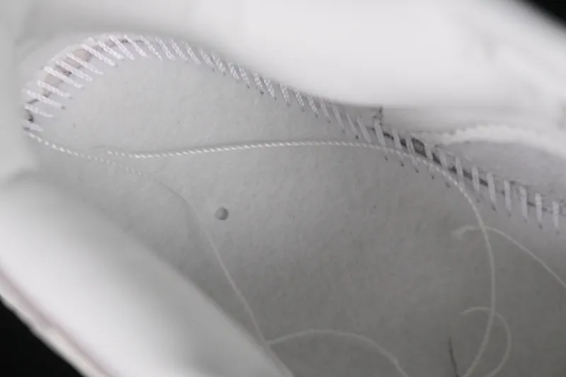 All categories Nk SB Dunk series Nk SB Dunk Low low-top sneakers Nike SB Dunk Low white lavender embossed low-top casual sneakers IH0639-011